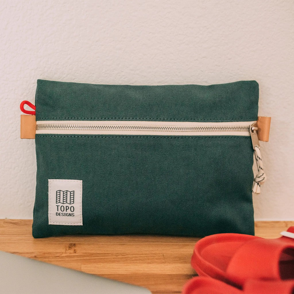 TOPO DESIGNS ACCESSORY BAG CANVAS (MEDIUM)