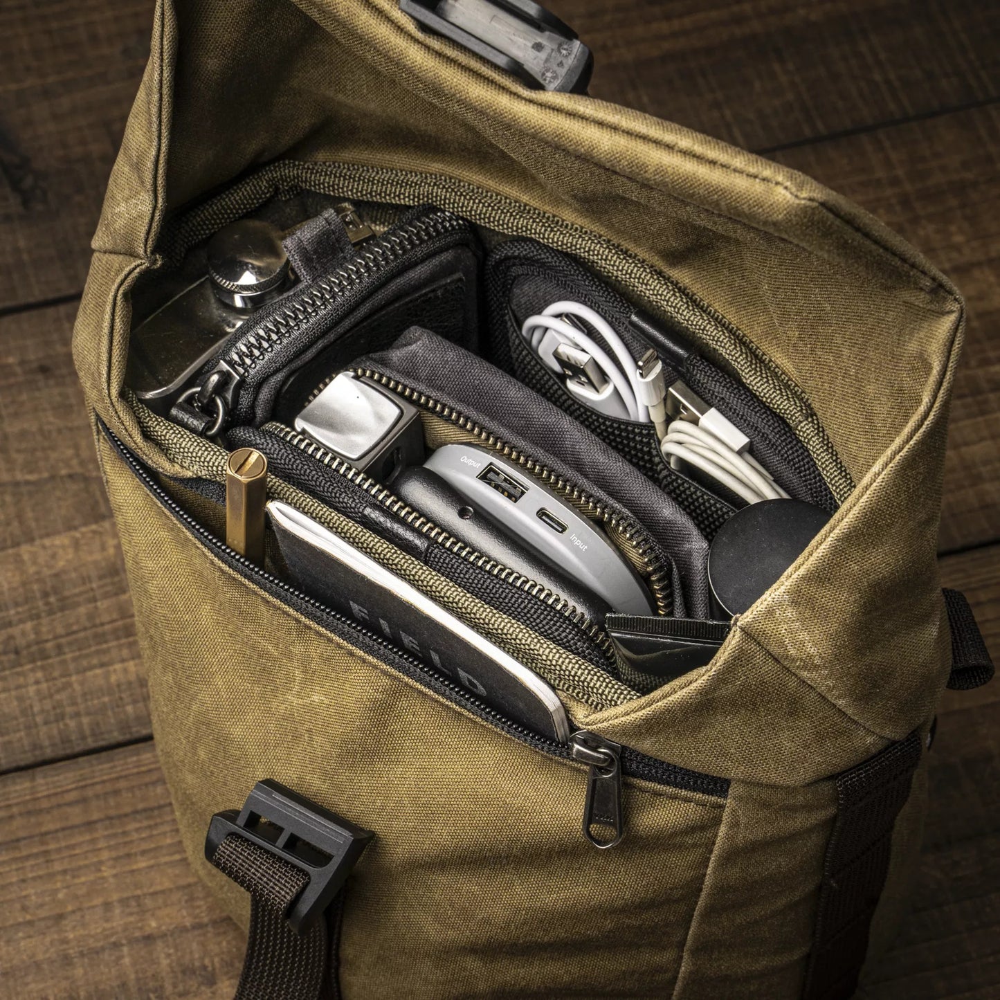 Wotancraft PILOT TRAVEL CAMERA BAG 3.5L UPGRADED