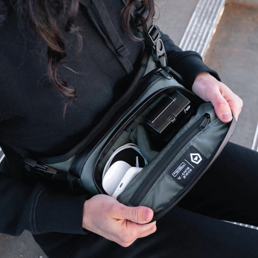 WANDRD ROGUE 3L Sling Bag