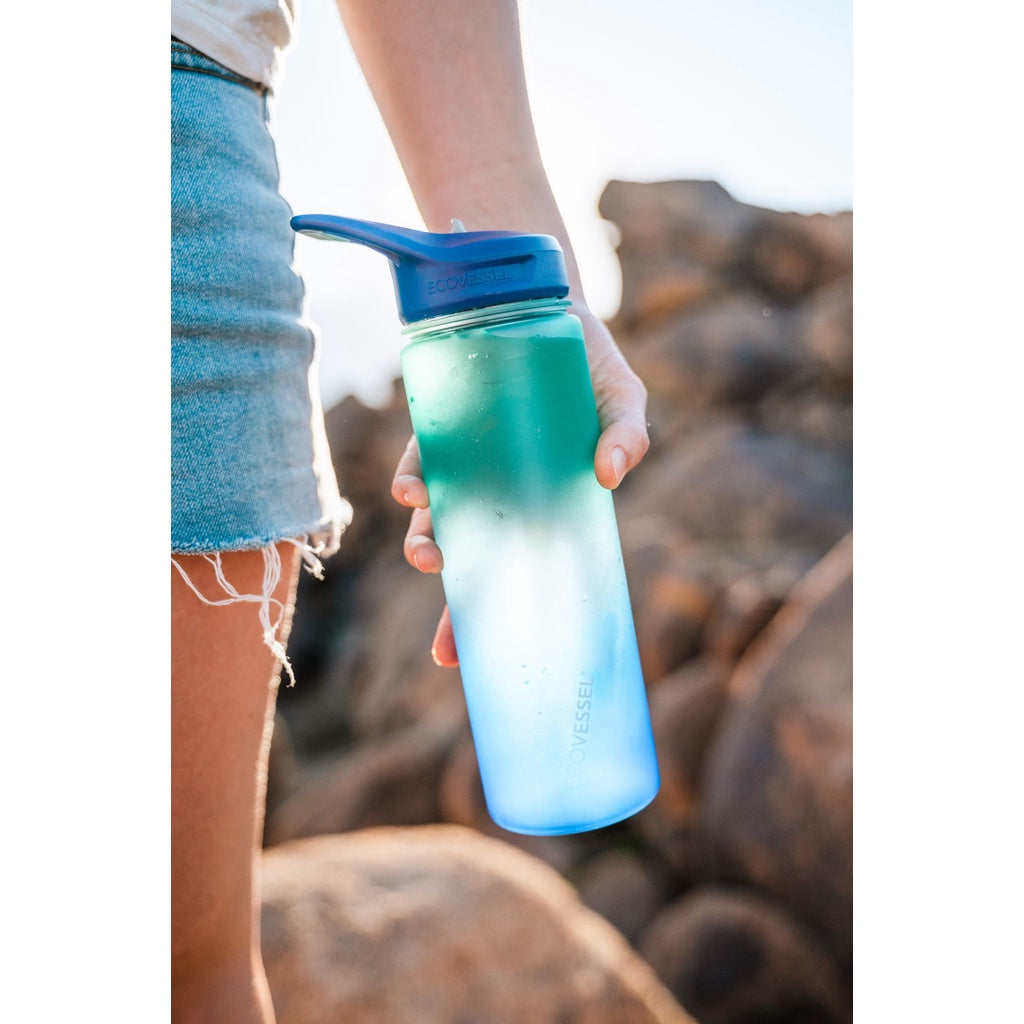 ECOVESSEL THE WAVE - BPA Free Plastic Sports Water Bottle With Straw - 24 oz | Water Bottles