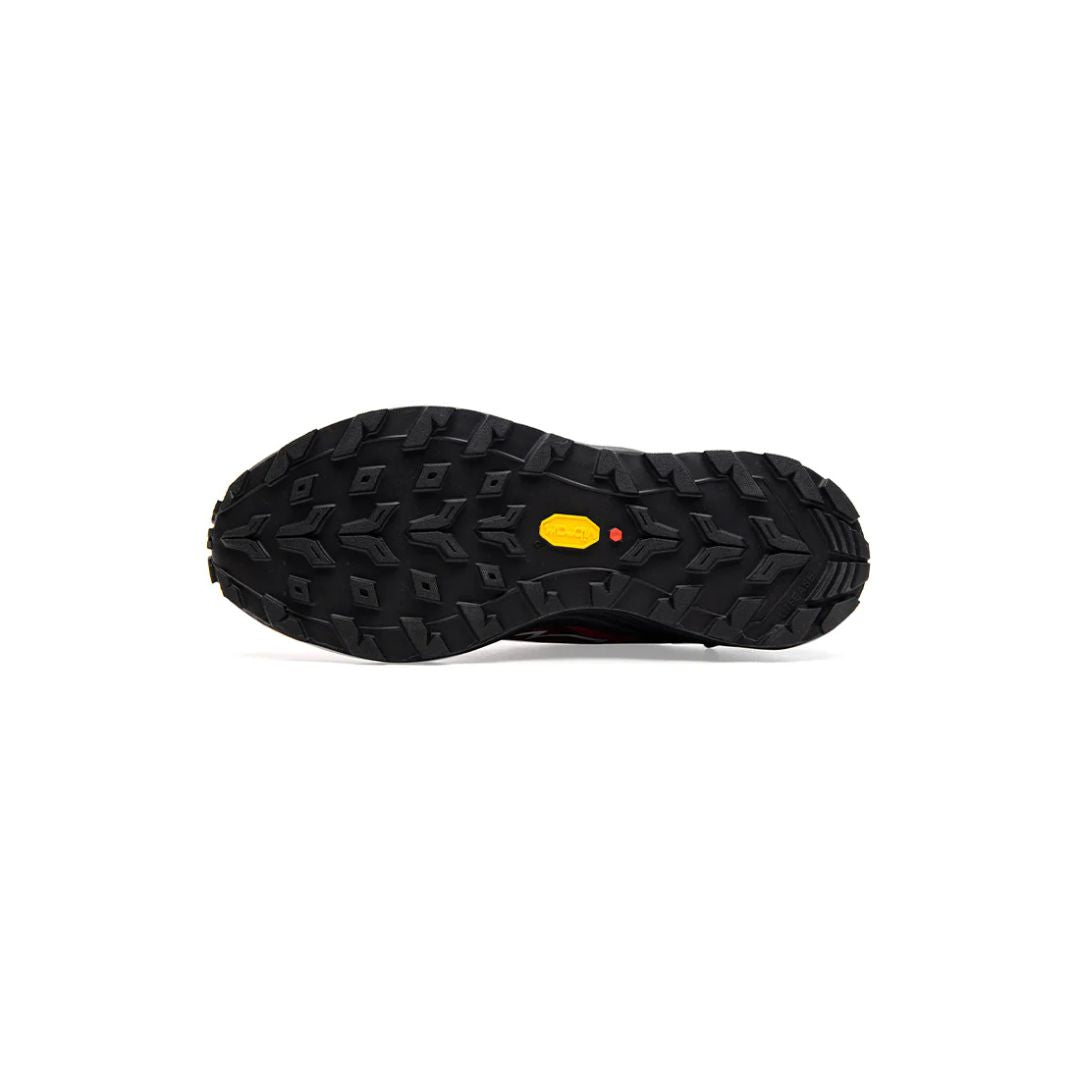 Kailas Fuga Pro 4 Men Trail Running Shoes (Black)