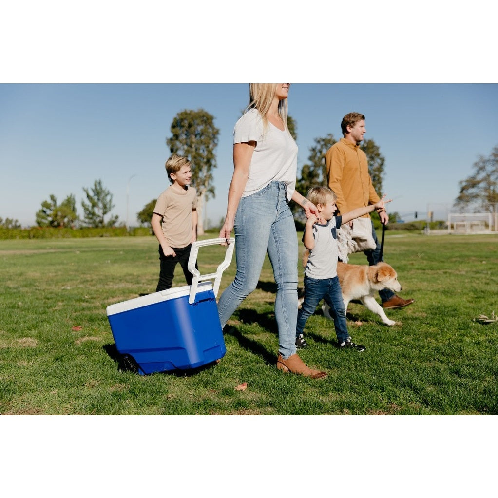 IGLOO Wheelie Cool 38 Qt Cooler