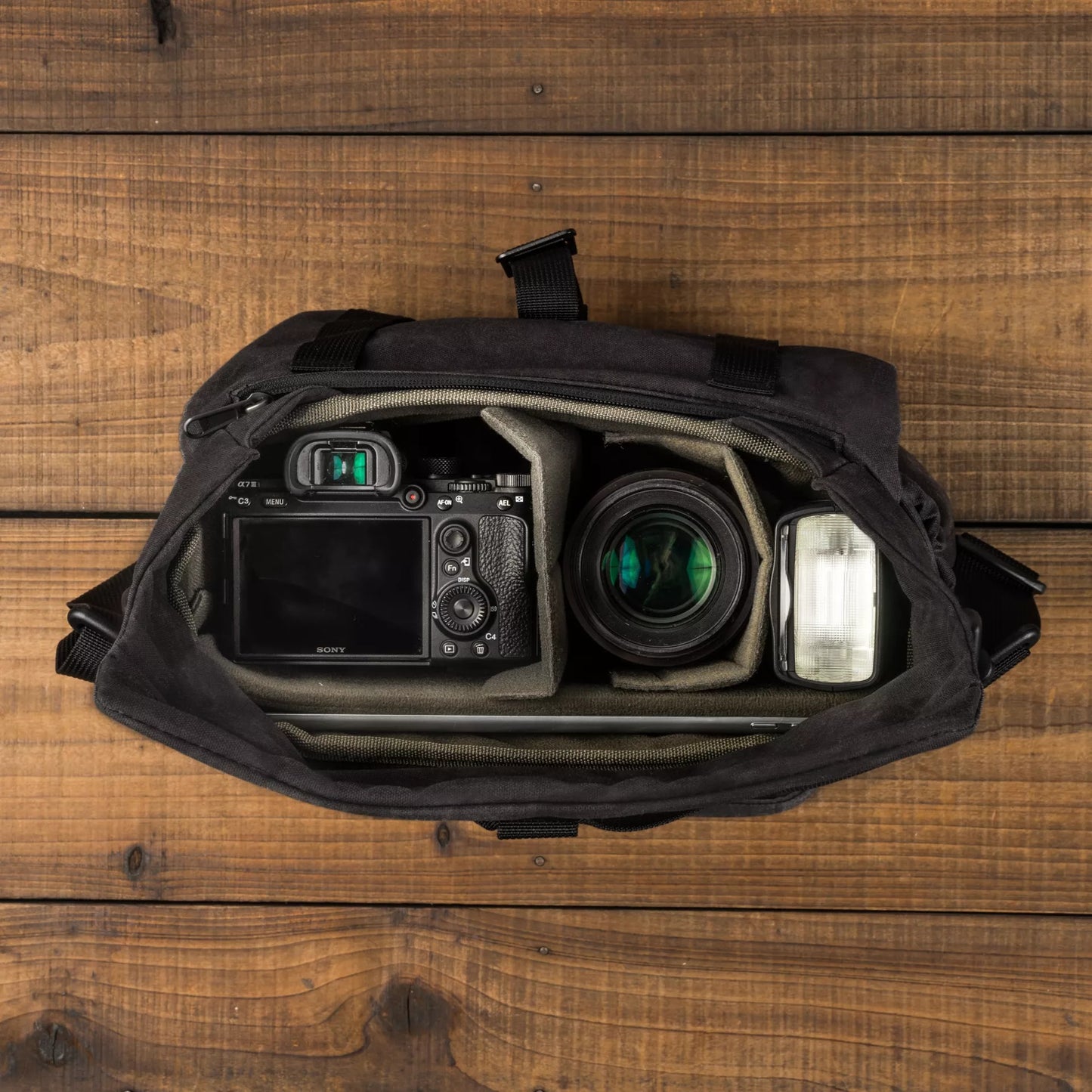 Wotancraft PILOT TRAVEL CAMERA BAG 7L UPGRADED