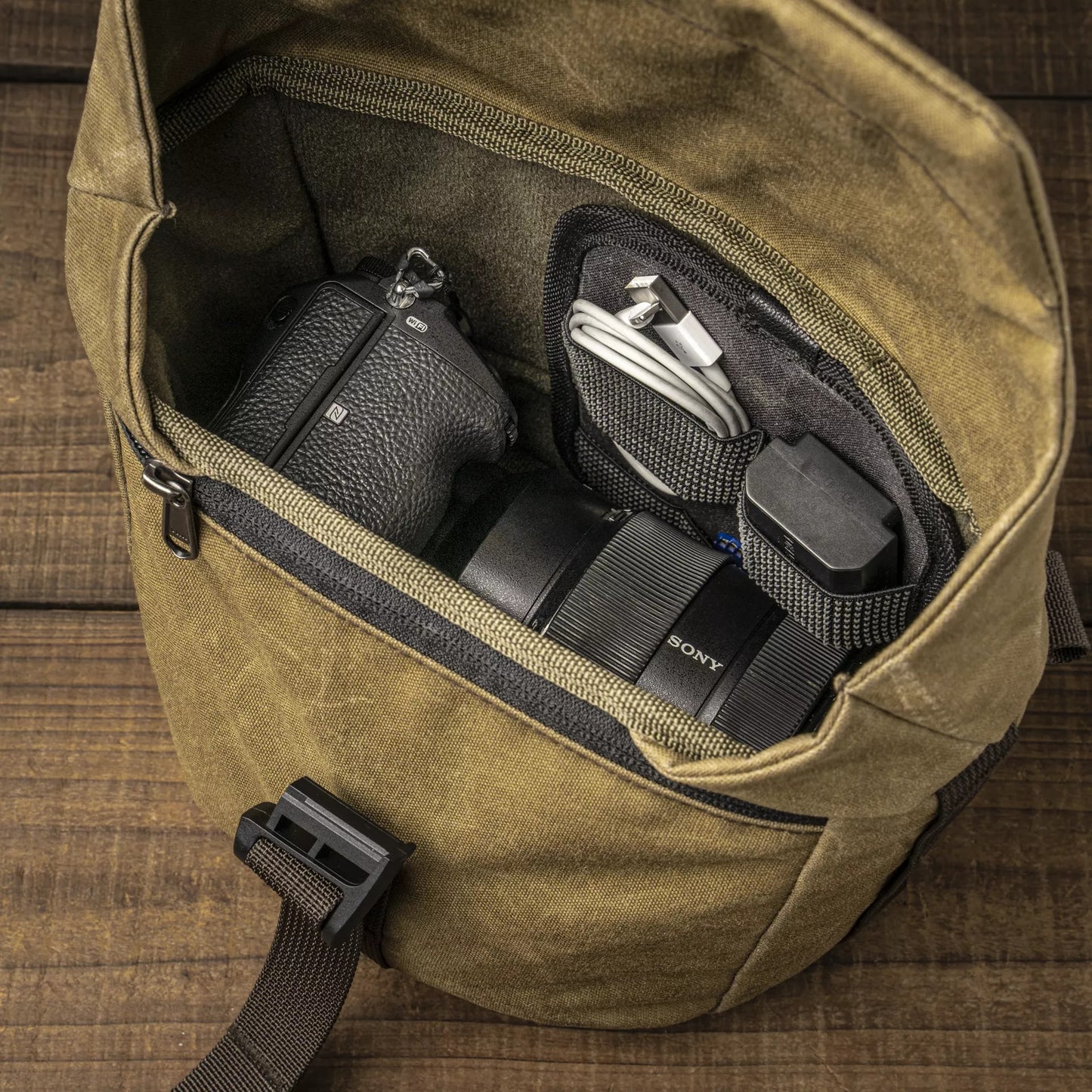 Wotancraft PILOT TRAVEL CAMERA BAG 3.5L UPGRADED