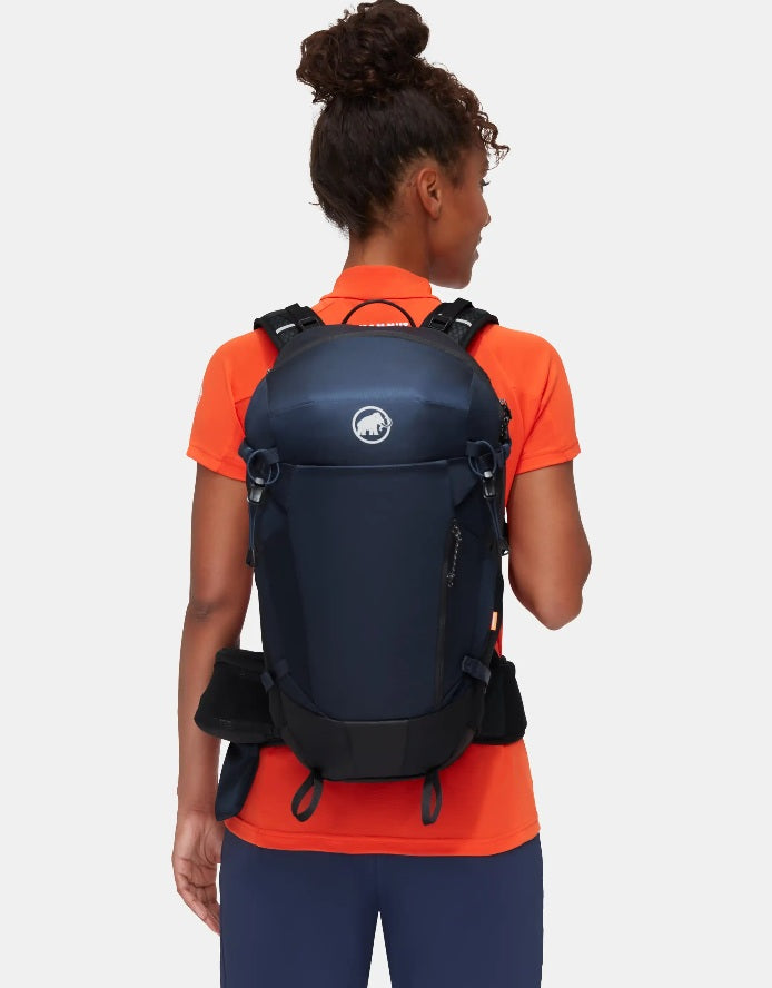 MAMMUT Lithium 25 Women Hiking Backpack (Marine-black)
