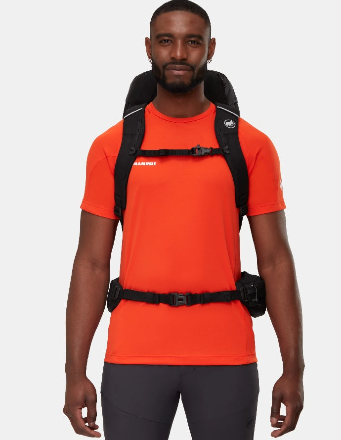 MAMMUT Lithium 40 Hiking Backpack (Black)