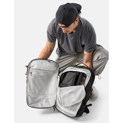 Matador 30L Carry-On Travel Pack (Black)